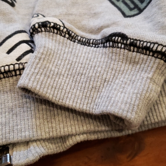 GUESS-ZIP UP HOODIE - Picture 7 of 7